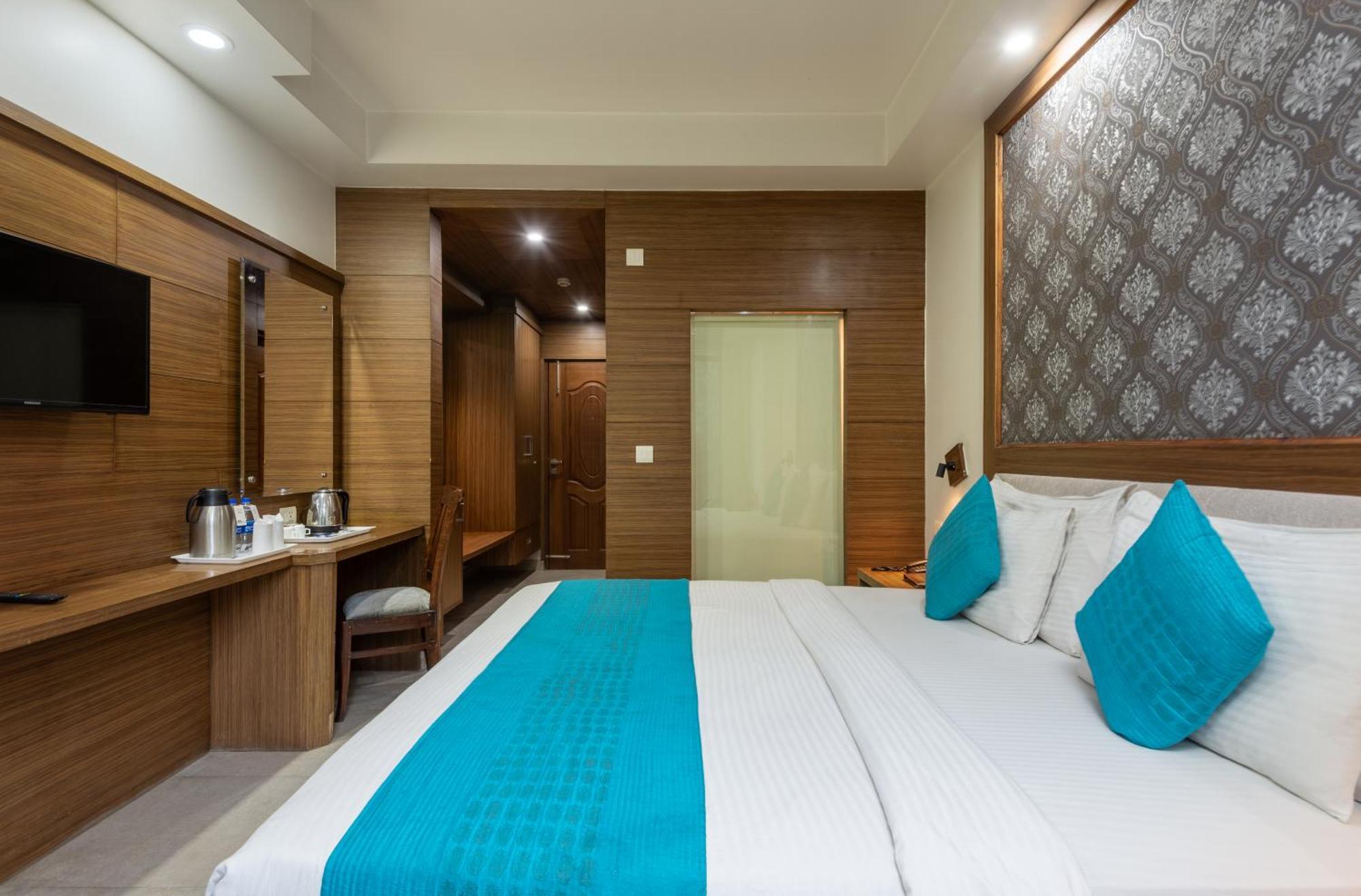 Rock Castle By Dls Hotels شيملا المظهر الخارجي الصورة