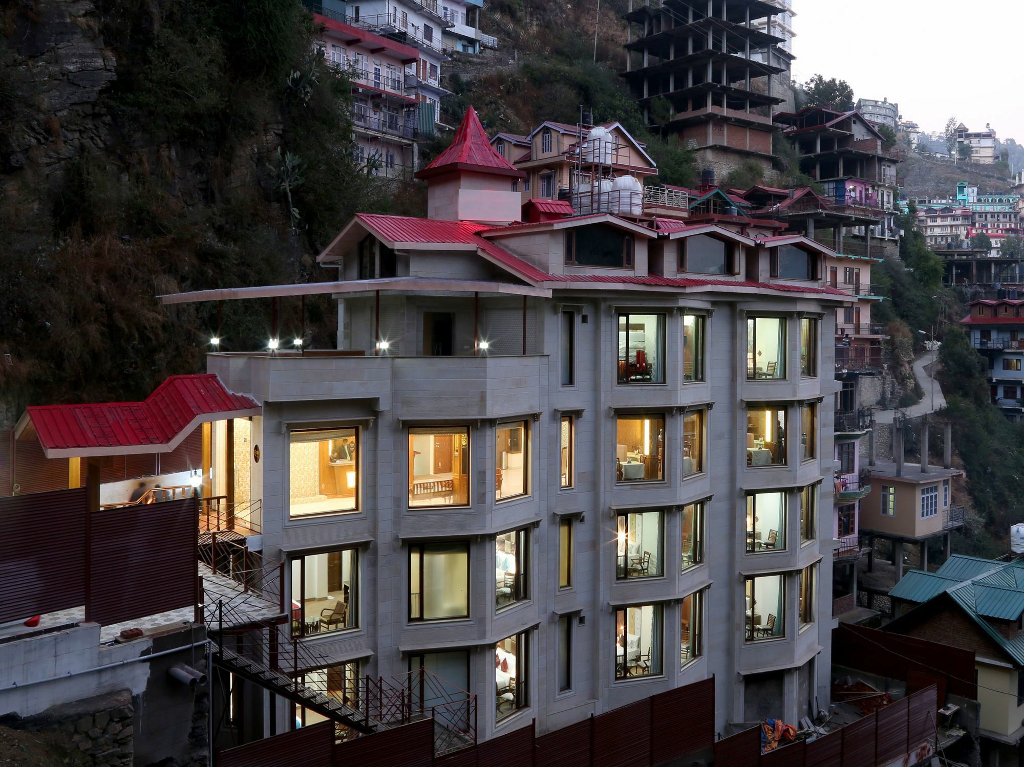 Rock Castle By Dls Hotels شيملا المظهر الخارجي الصورة